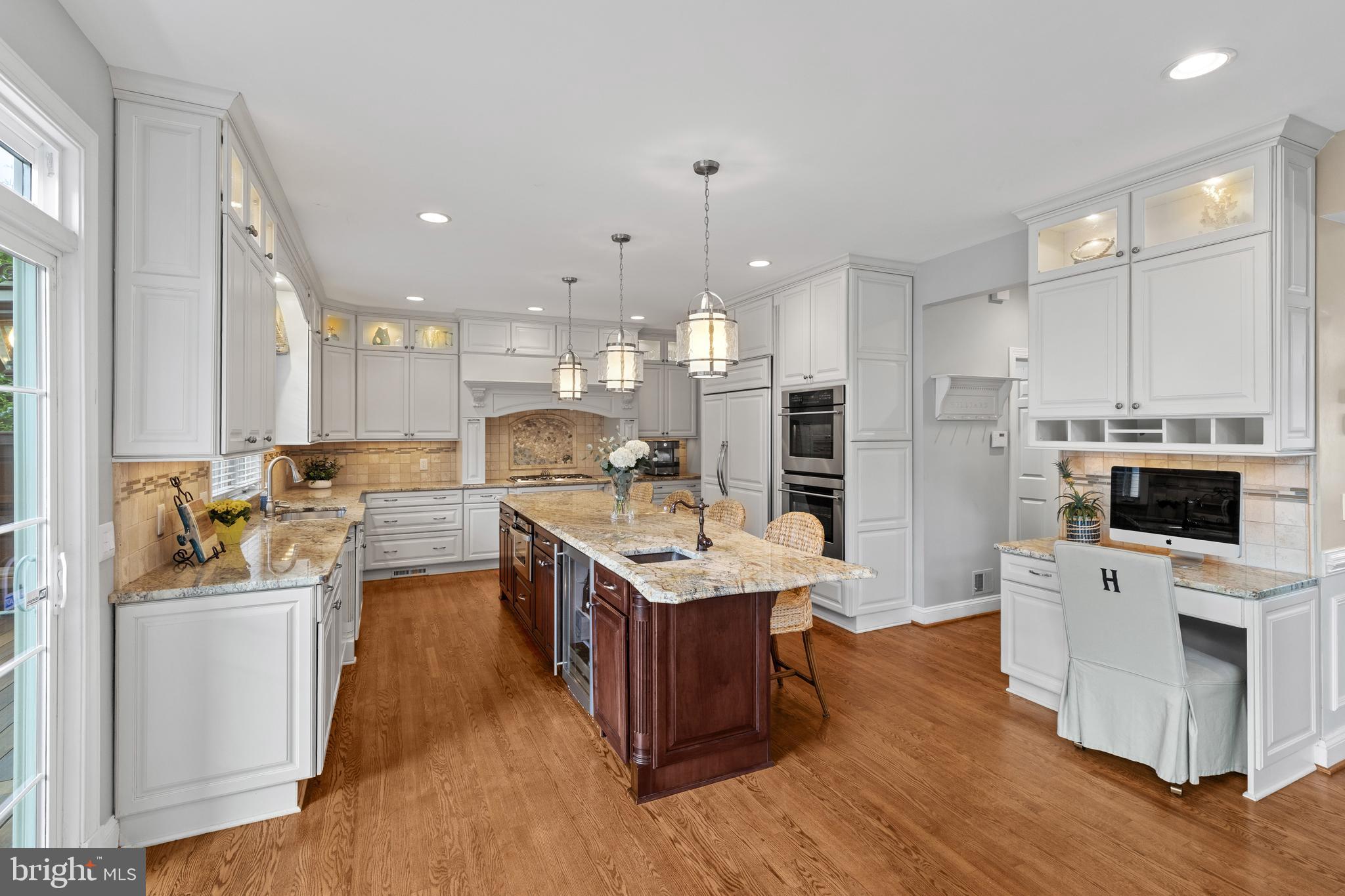 114 LONGFELLOW DRIVE