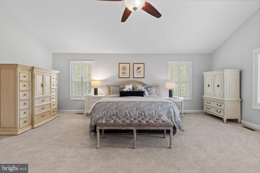 114 LONGFELLOW DRIVE