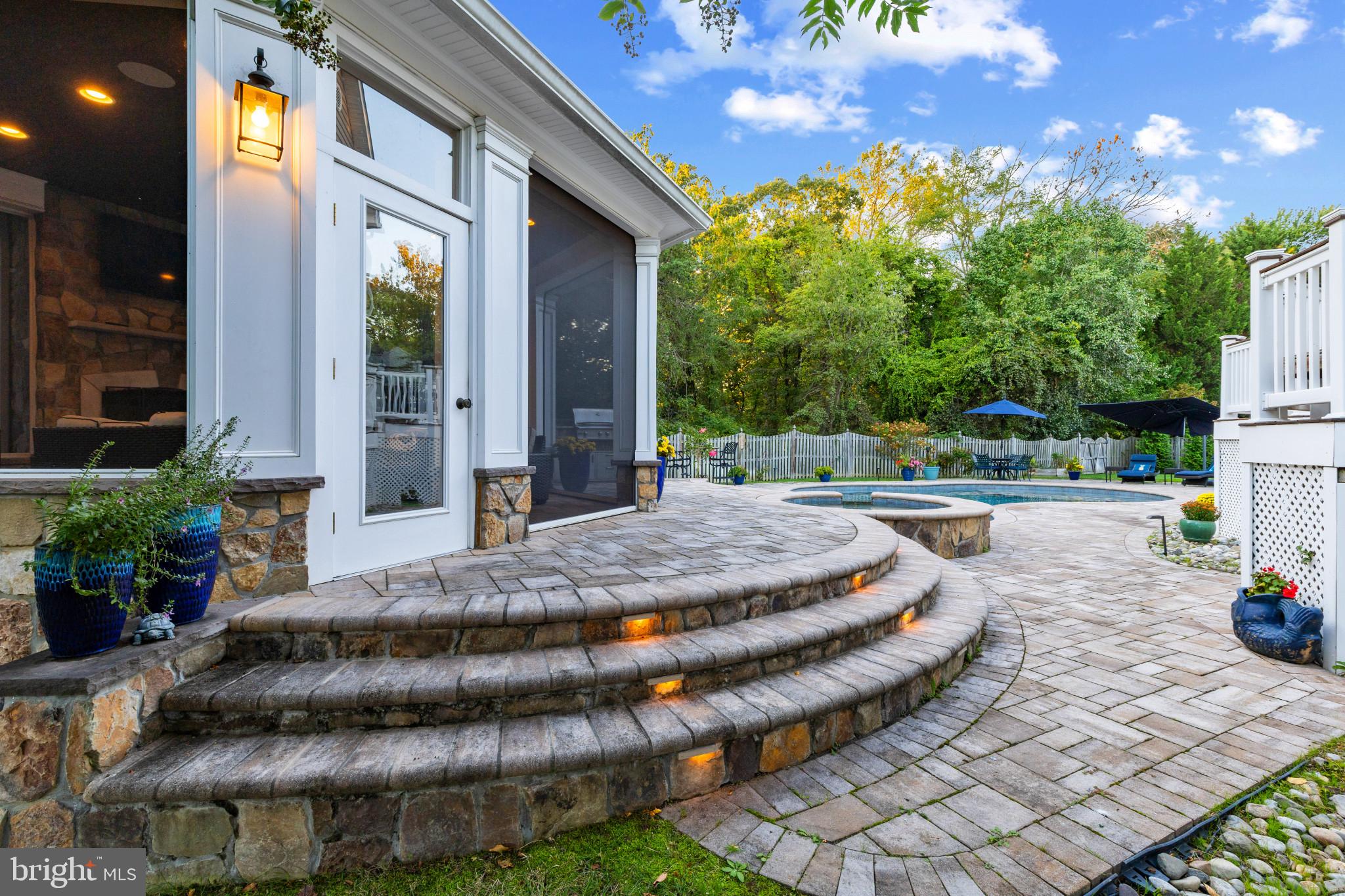 114 LONGFELLOW DRIVE