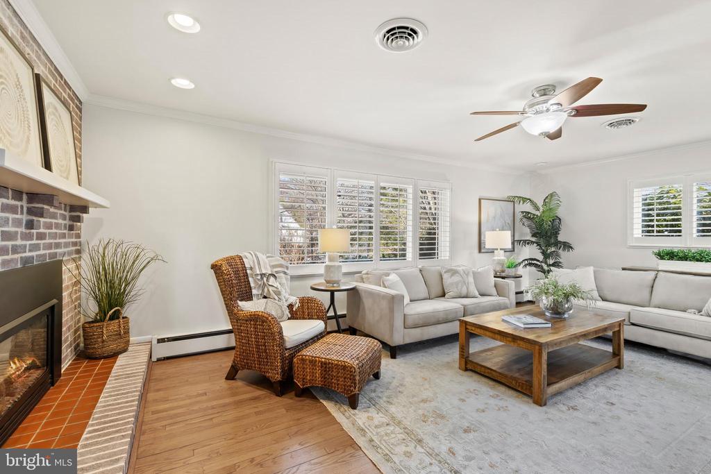 101 AVONDALE CIRCLE