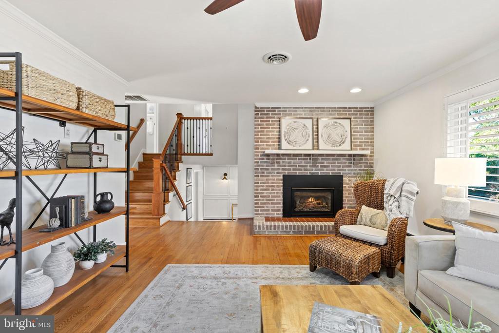 101 AVONDALE CIRCLE