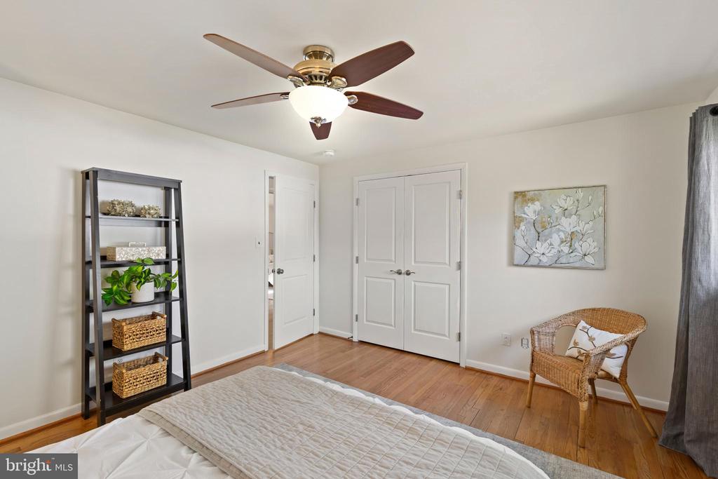 101 AVONDALE CIRCLE