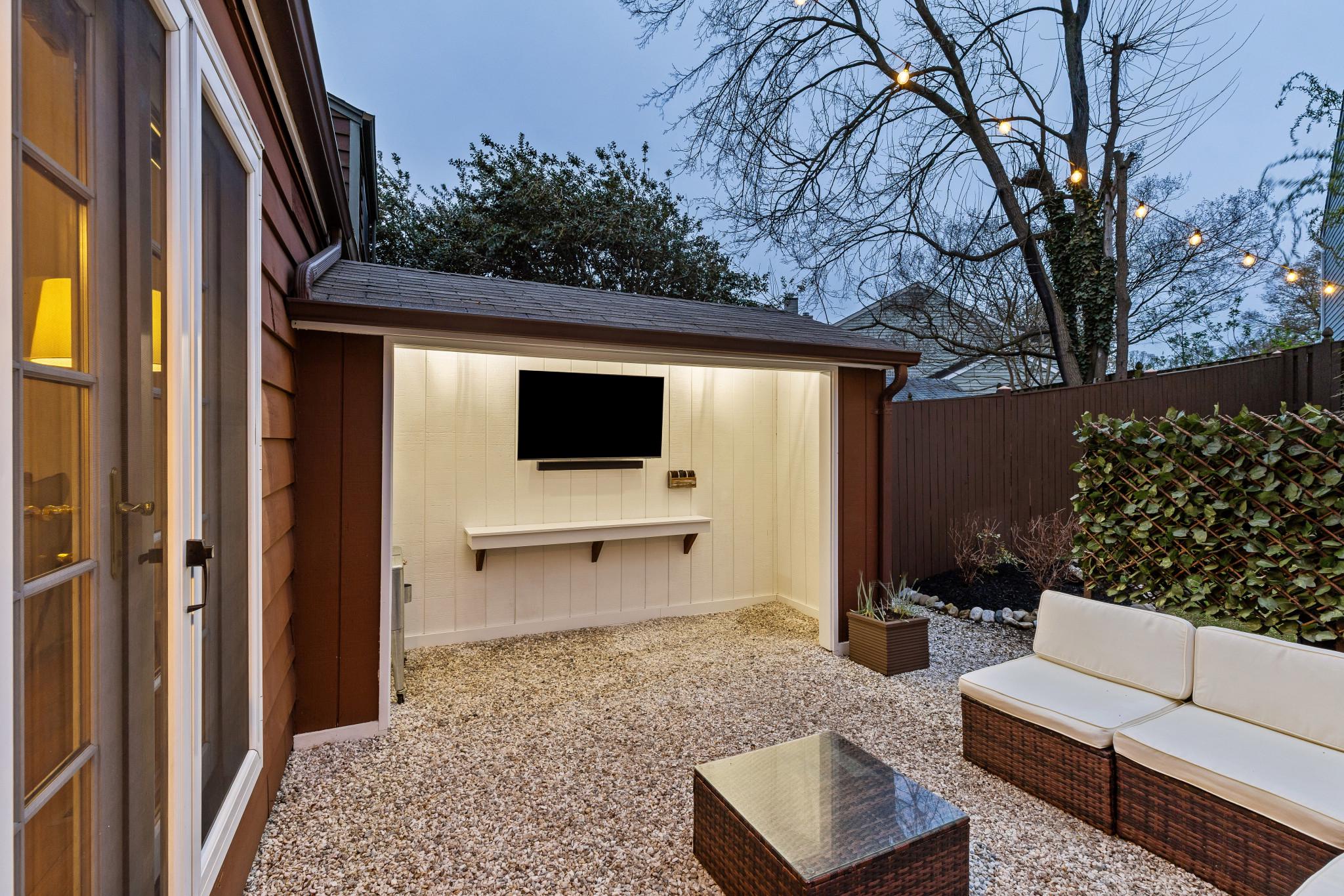 704 TICONDEROGA AVENUE