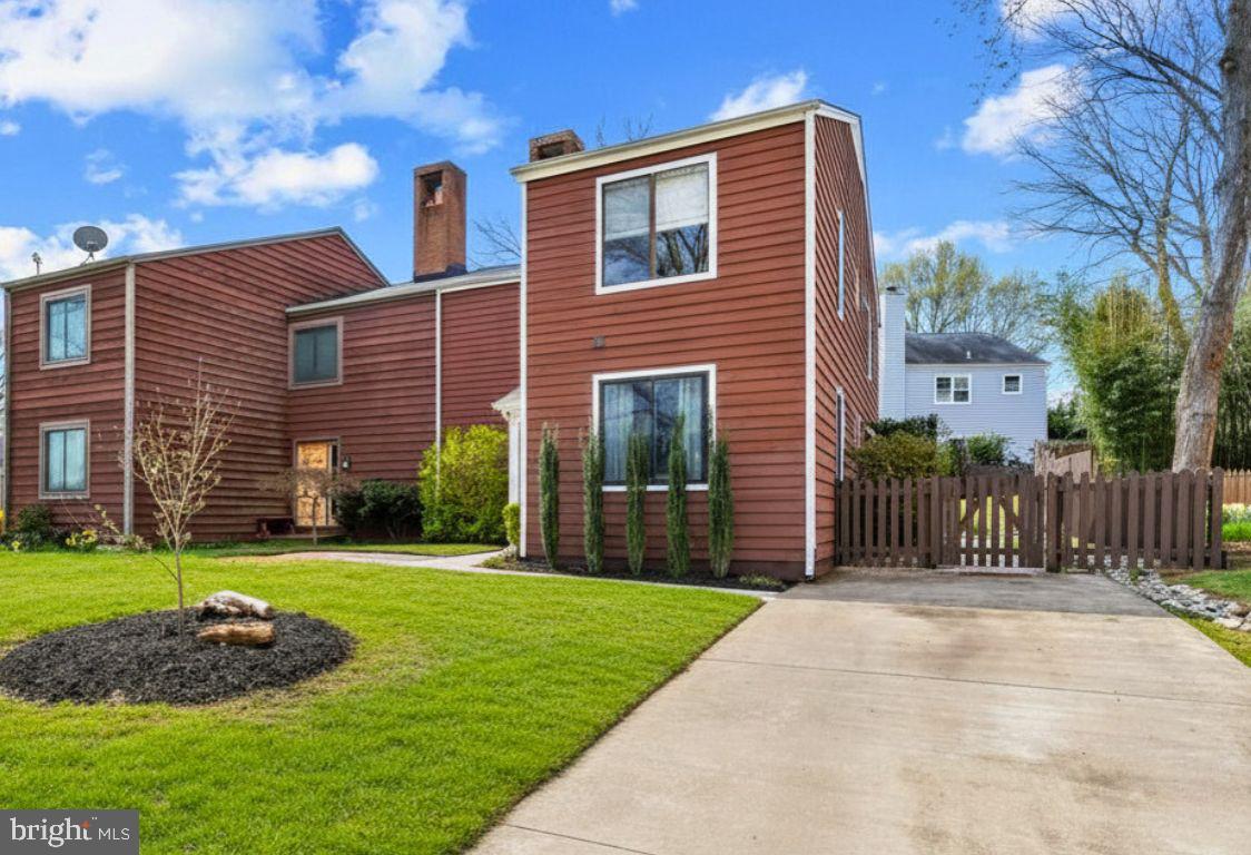 704 TICONDEROGA AVENUE