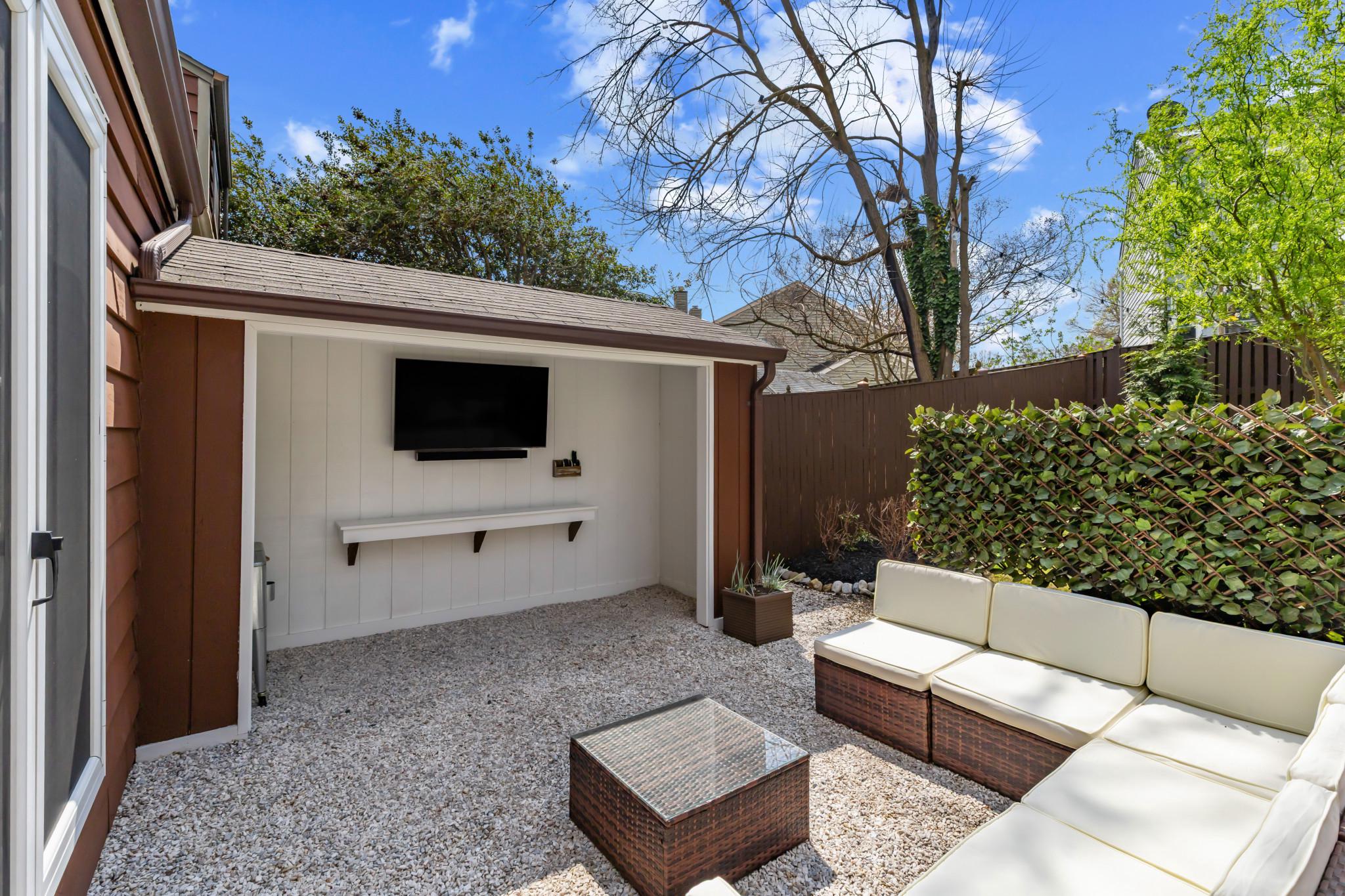 704 TICONDEROGA AVENUE