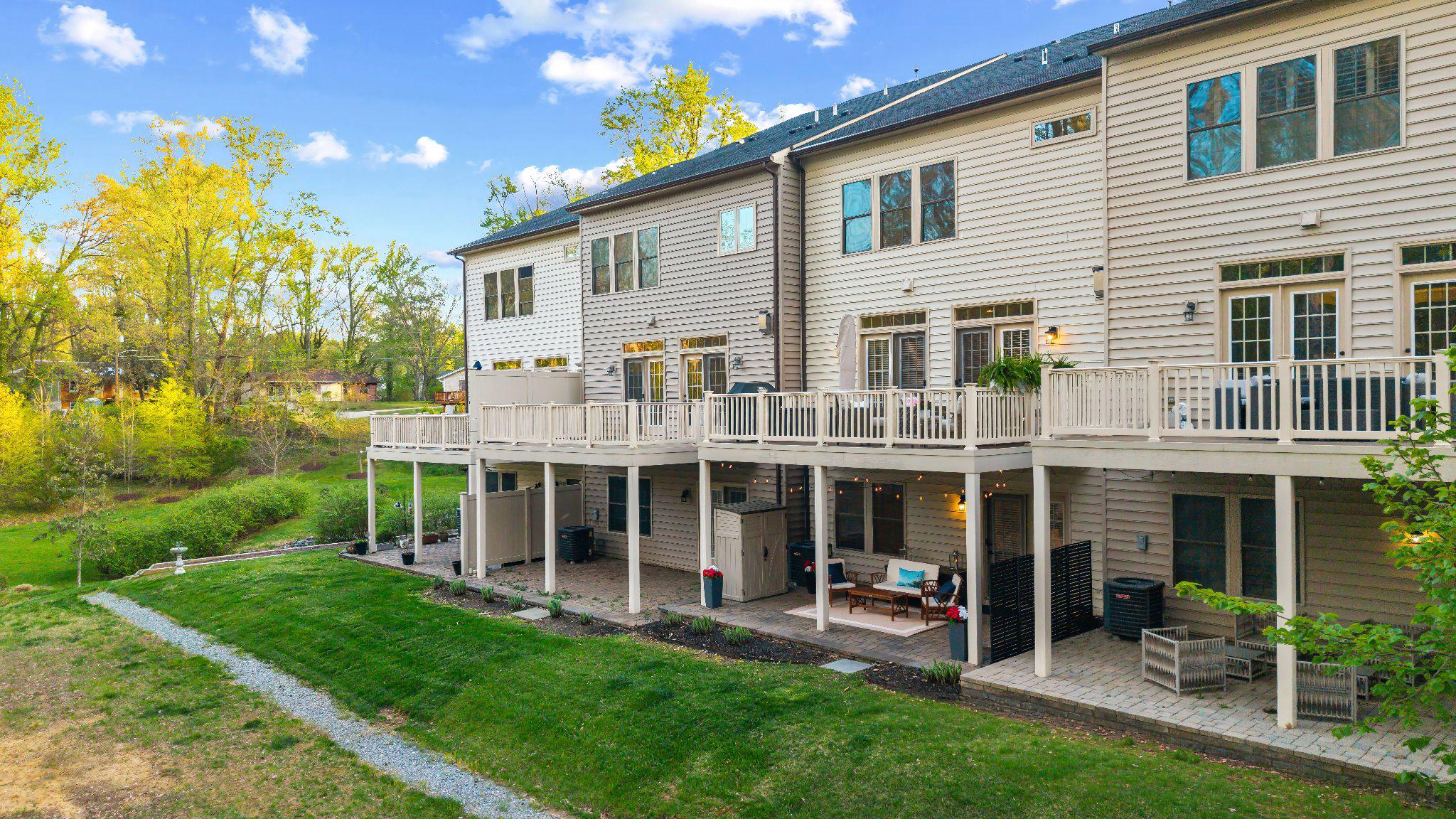 1117 CANTERWOOD PLACE