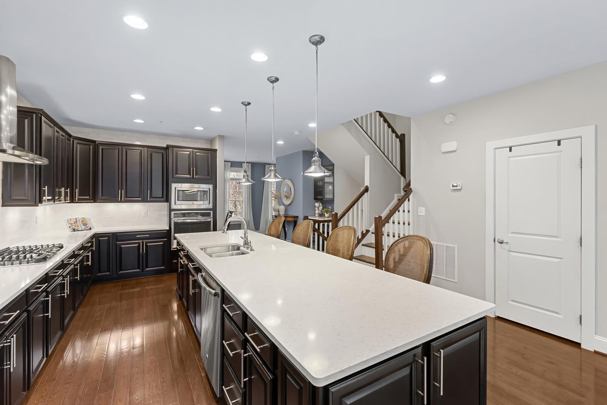 1117 CANTERWOOD PLACE