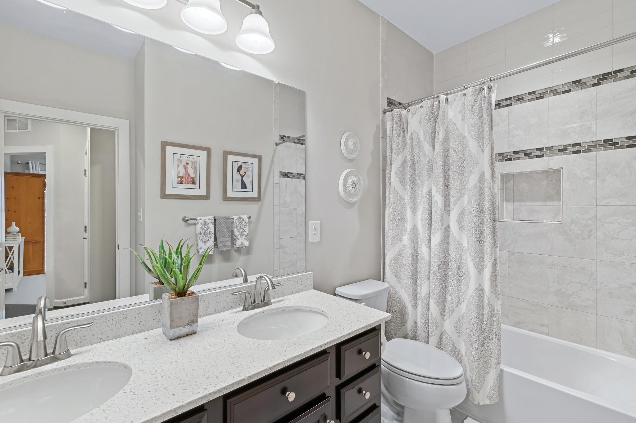 1117 CANTERWOOD PLACE