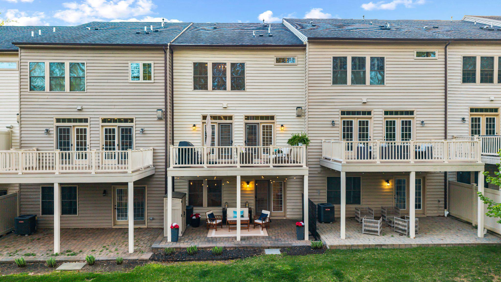 1117 CANTERWOOD PLACE