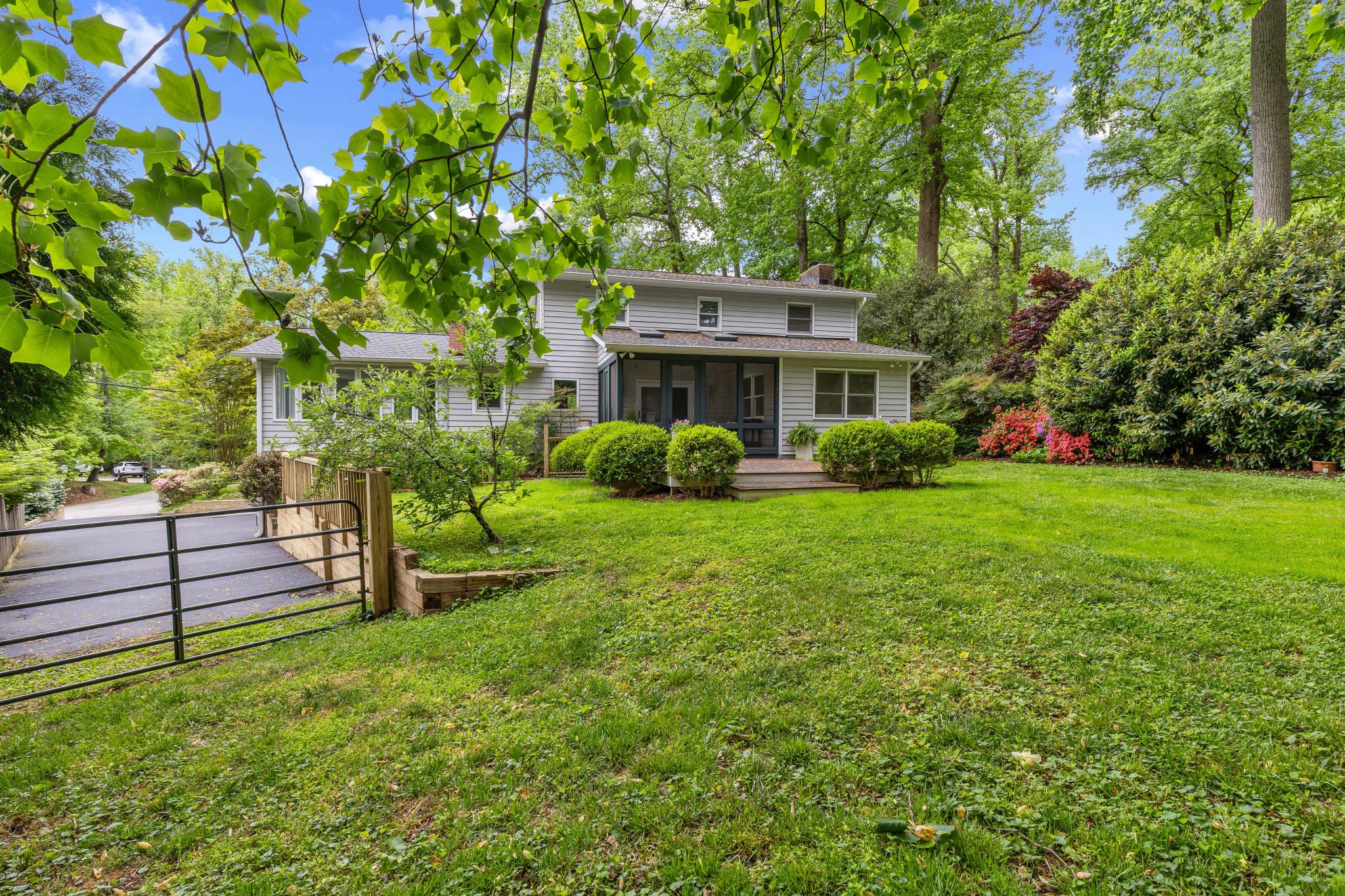 2611 OGLETON ROAD