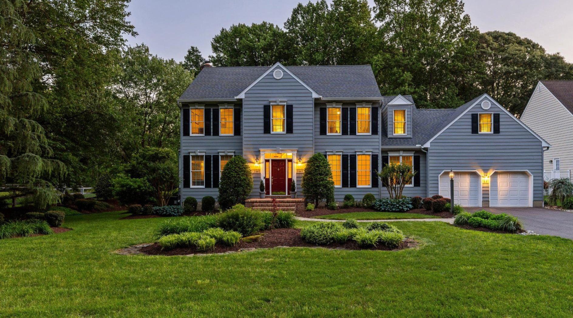 71 SIMMONS LANE