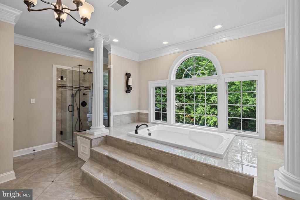 524 HARLEQUIN LANE