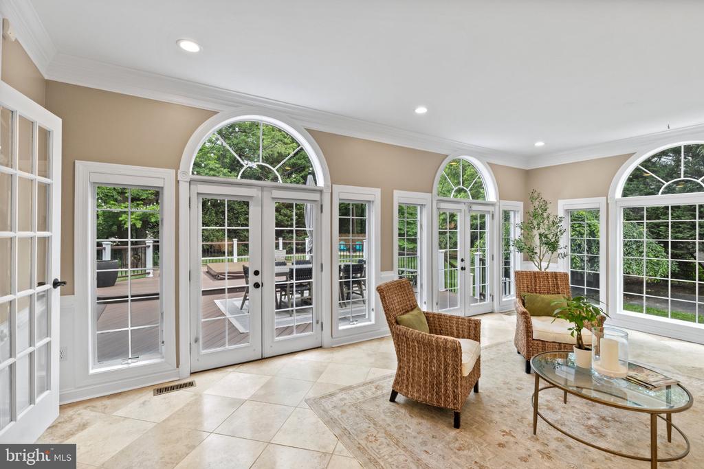 524 HARLEQUIN LANE