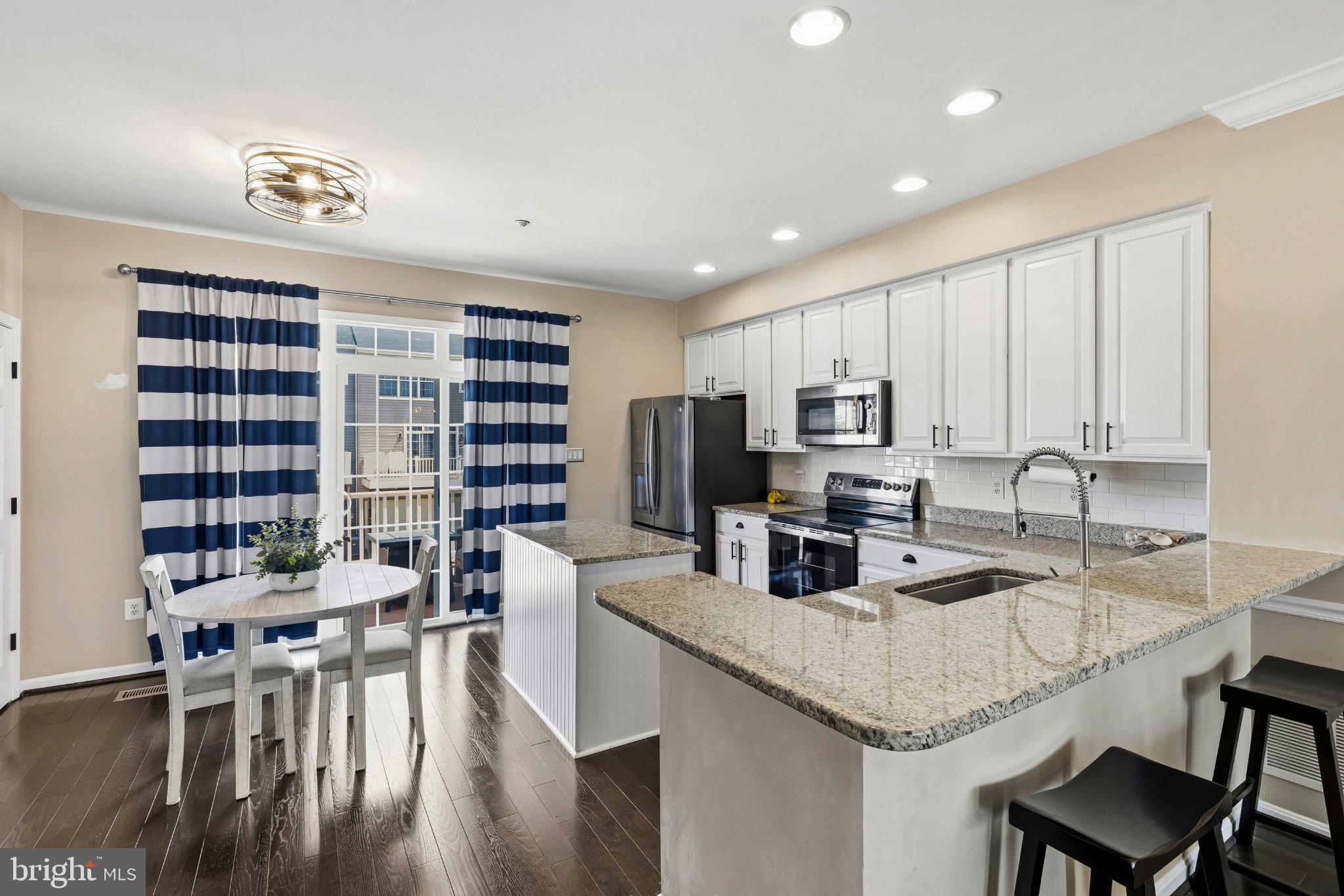 2668 MERLIN COURT