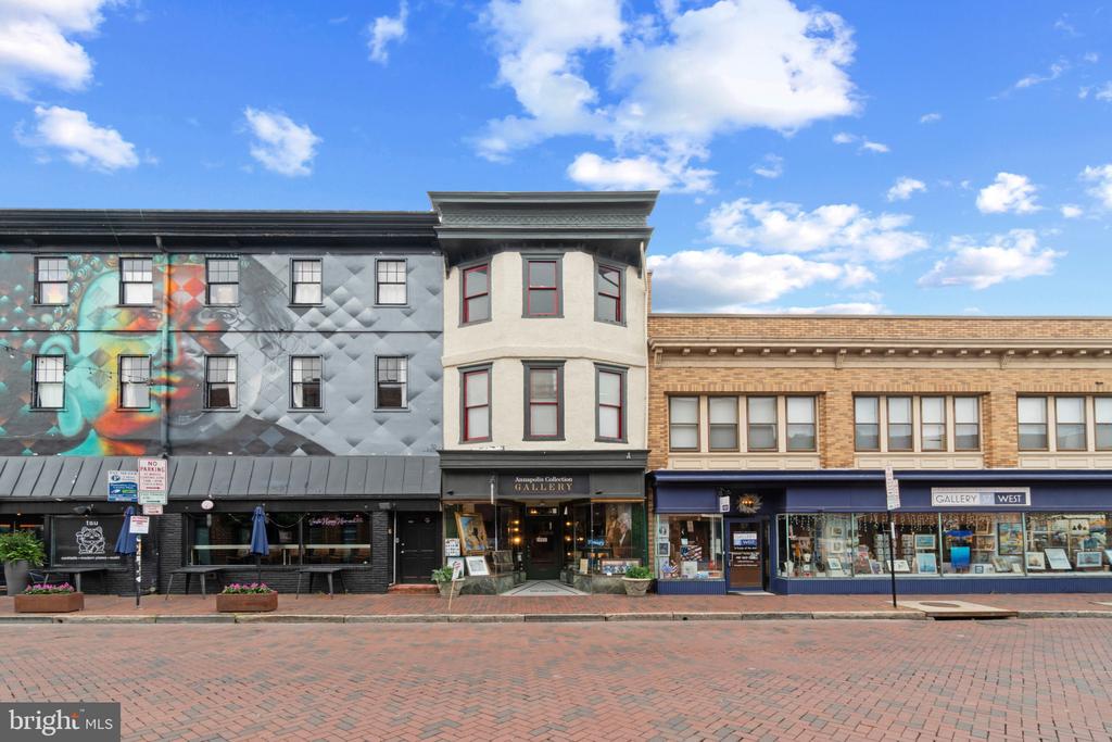 55 WEST STREET Unit: 3