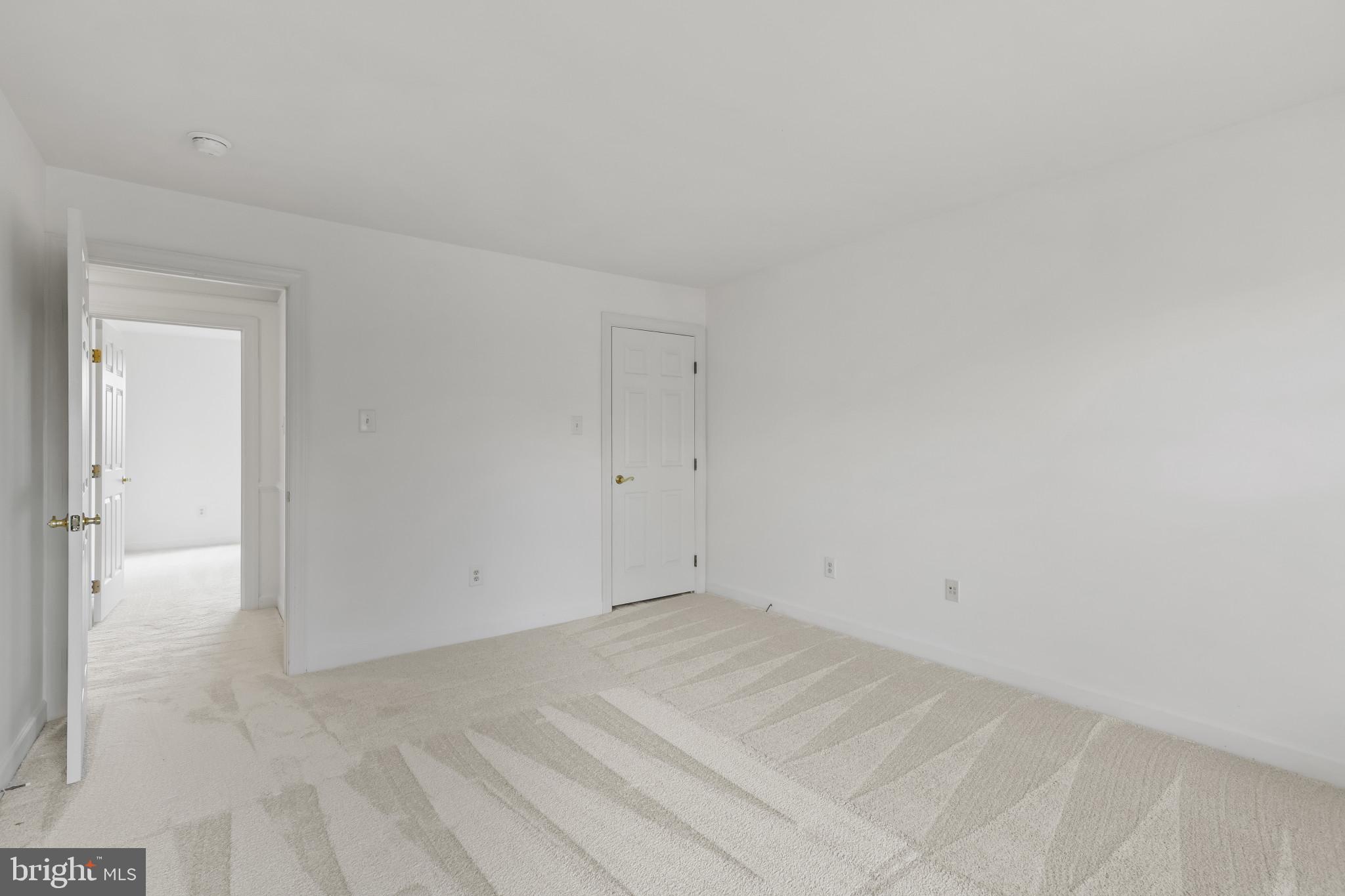 686 SPRING MEADOW DRIVE