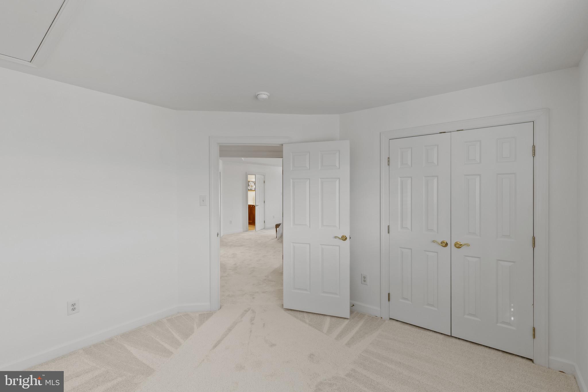 686 SPRING MEADOW DRIVE