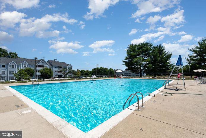 8330 Montgomery Run Rd #L