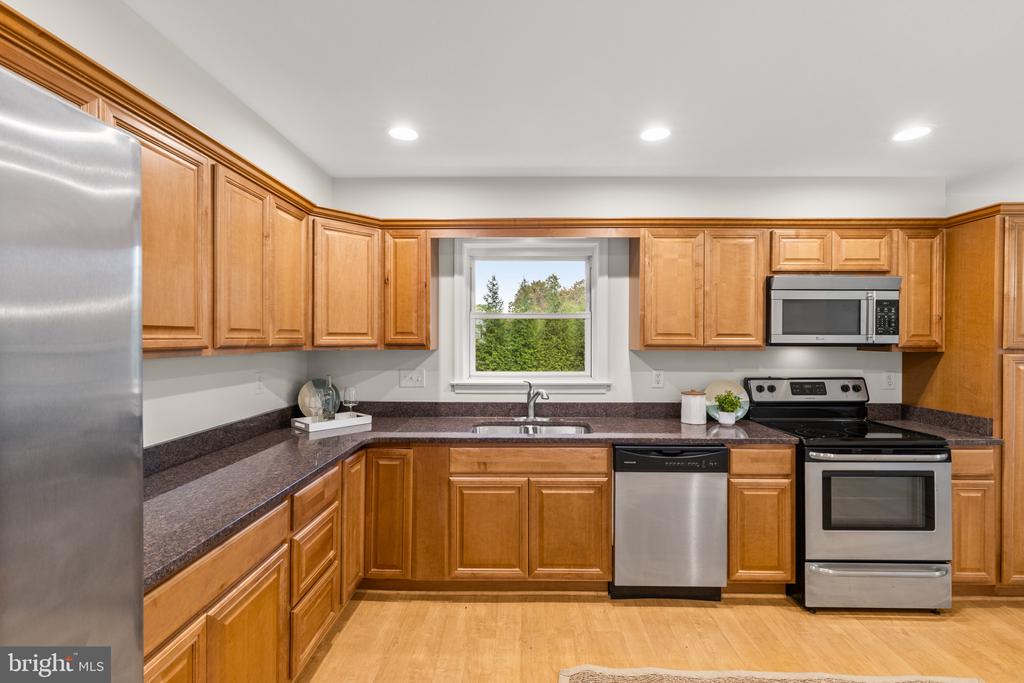4215 OLNEY LAYTONSVILLE ROAD