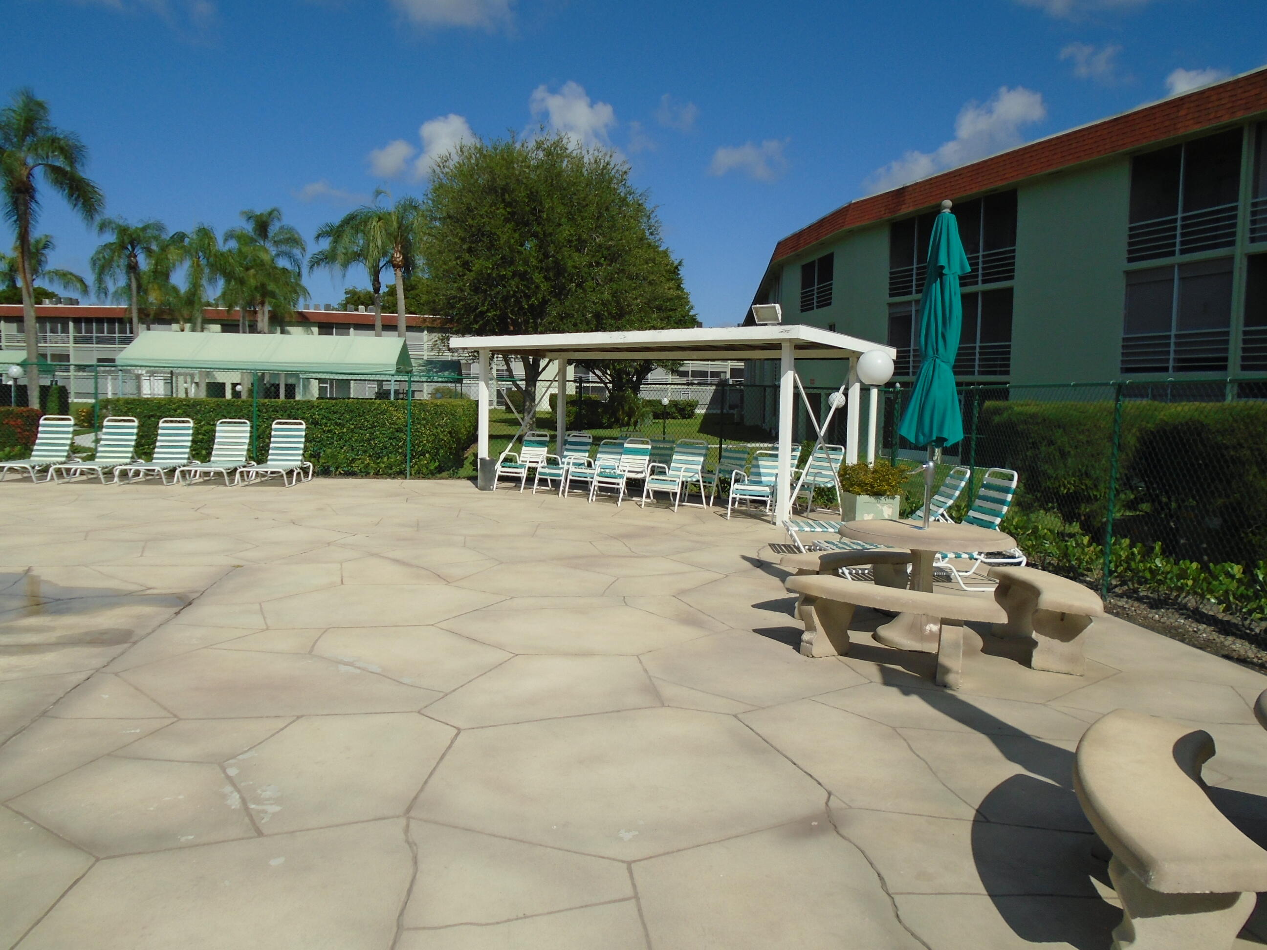 3500 Springdale Boulevard 304