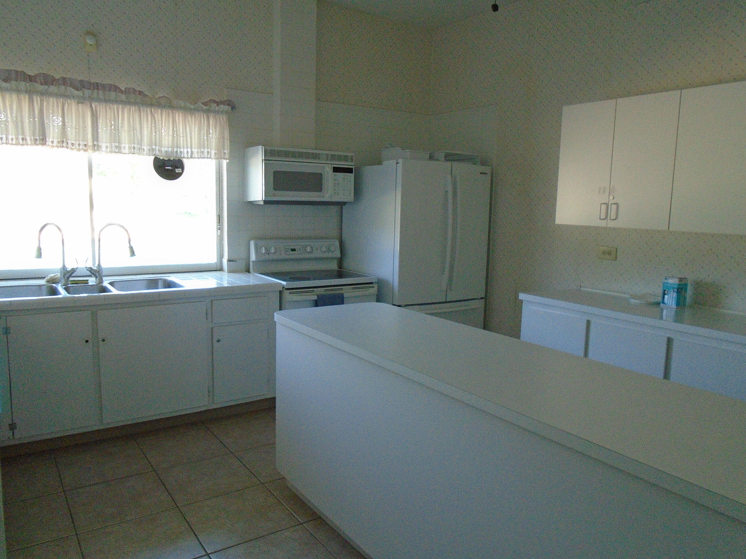 3500 Springdale Boulevard 304