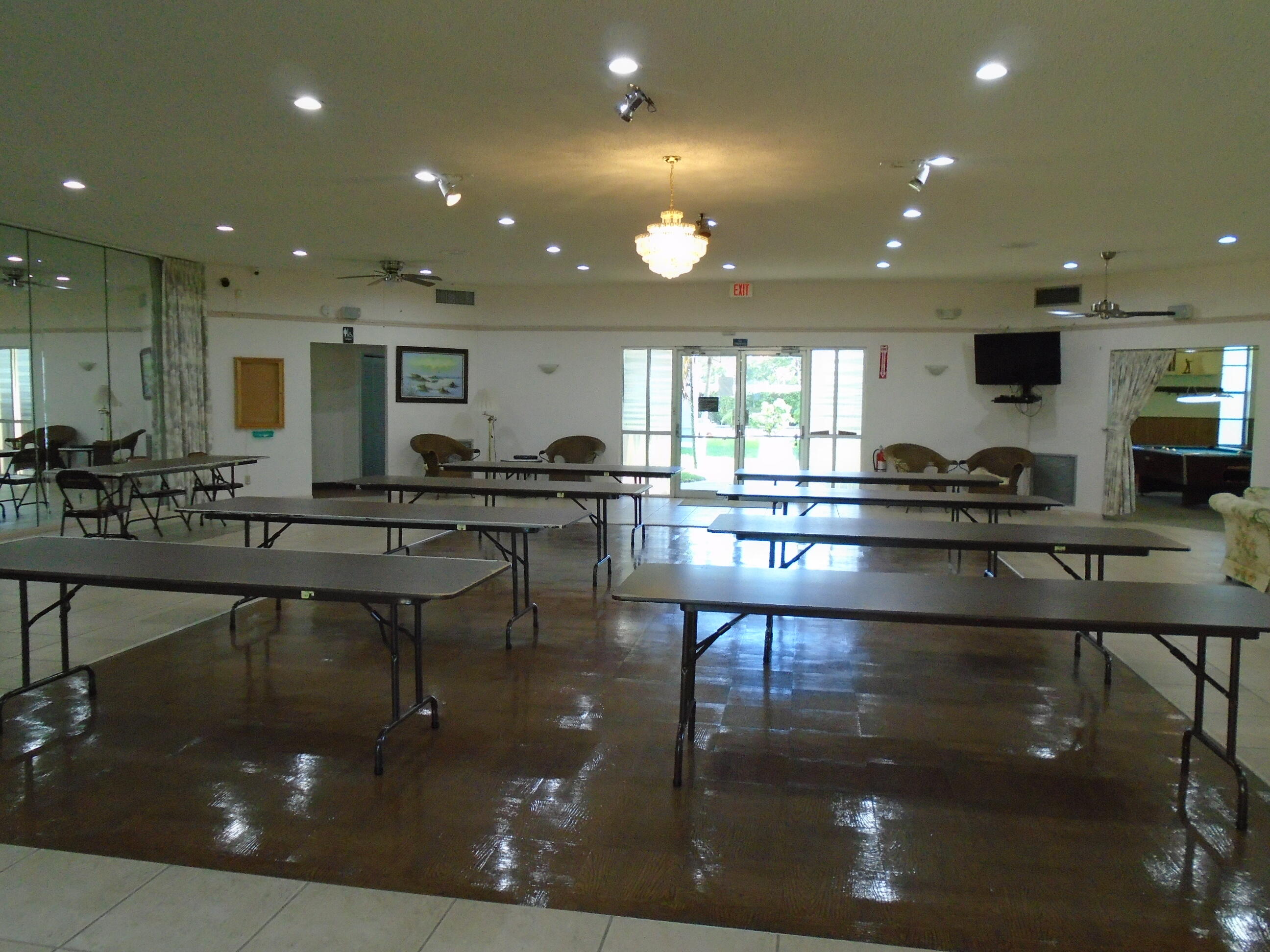 3500 Springdale Boulevard 304