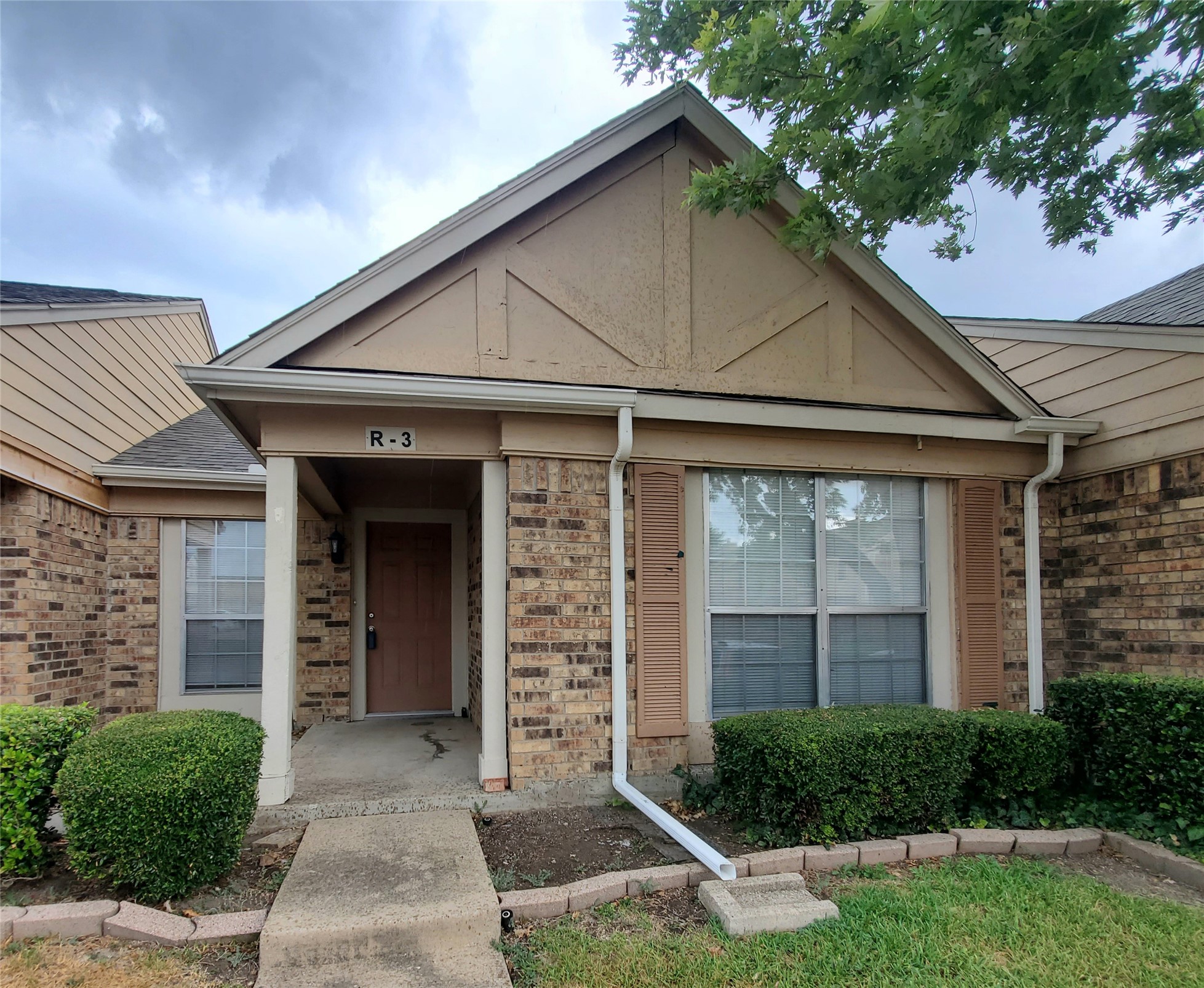 2500 E Park Boulevard R-3