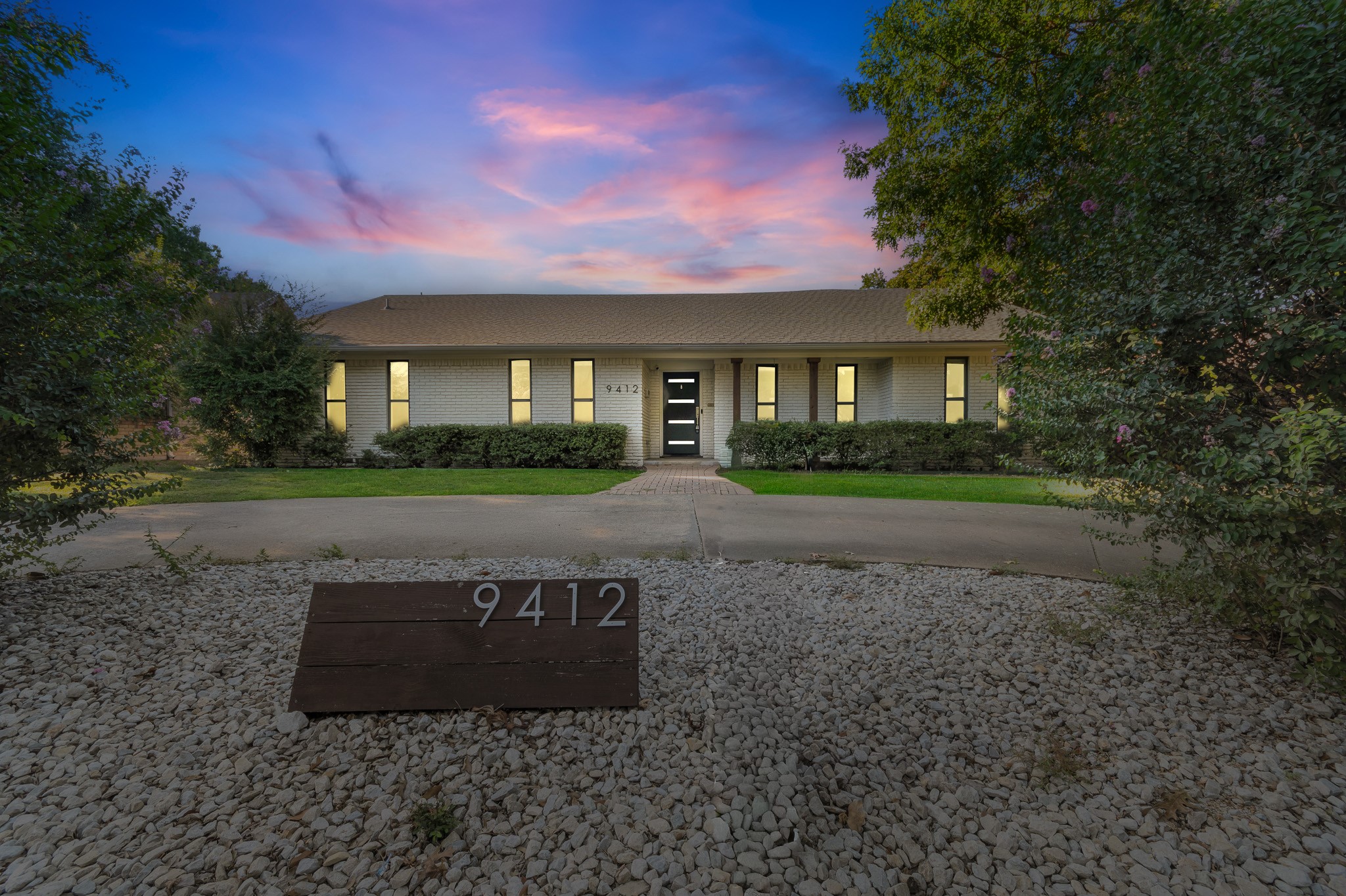 9412 Hunters Creek Drive