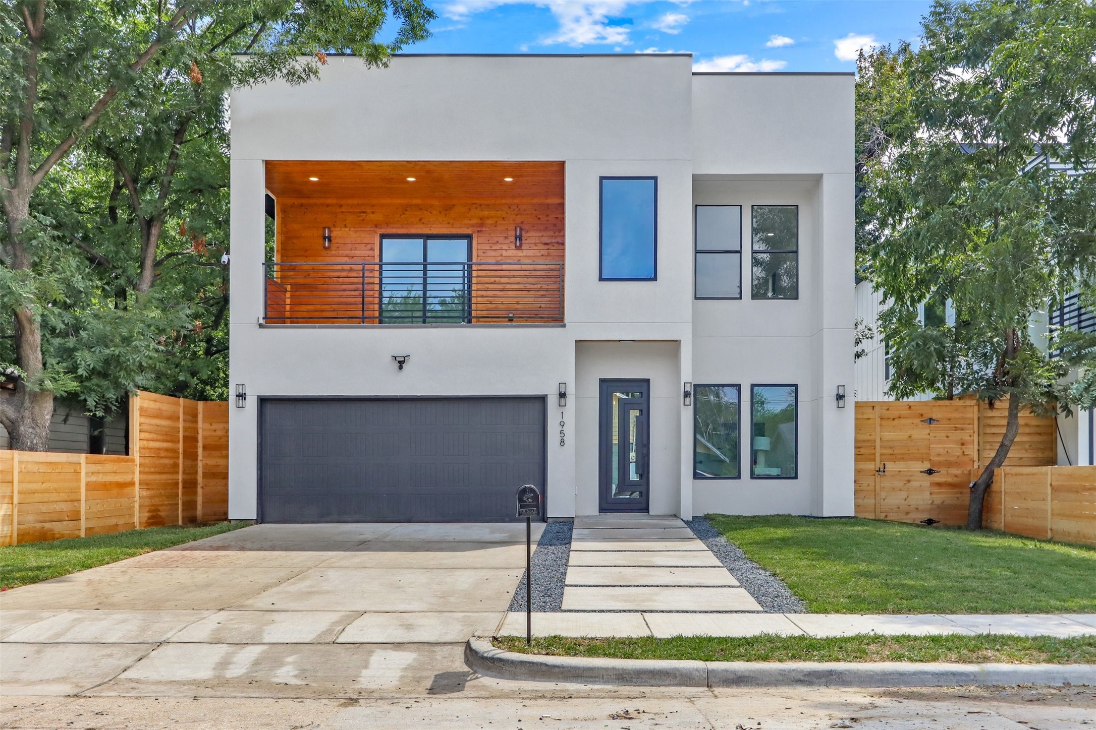 1958 Toronto Street