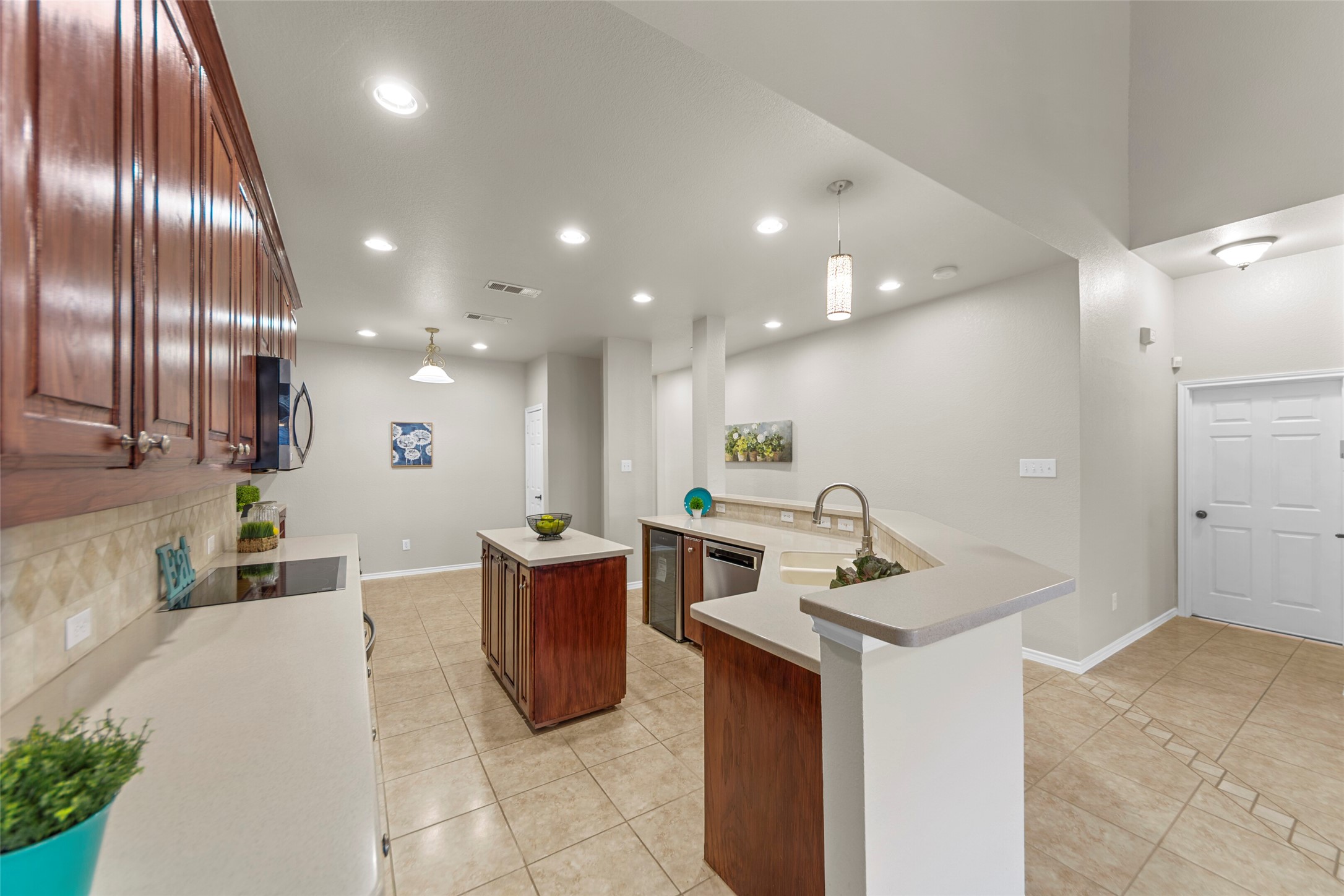 5624 Sundance Drive