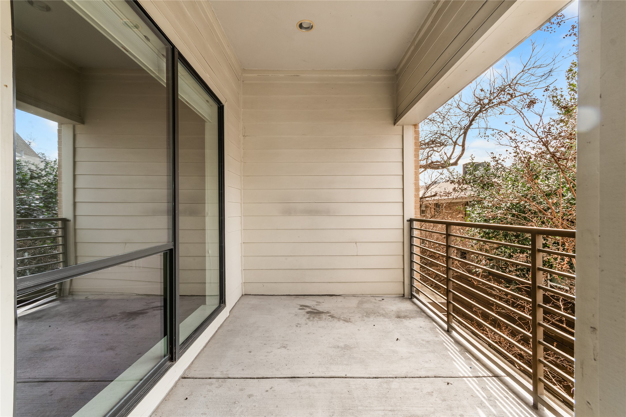 4111 Newton Avenue 5