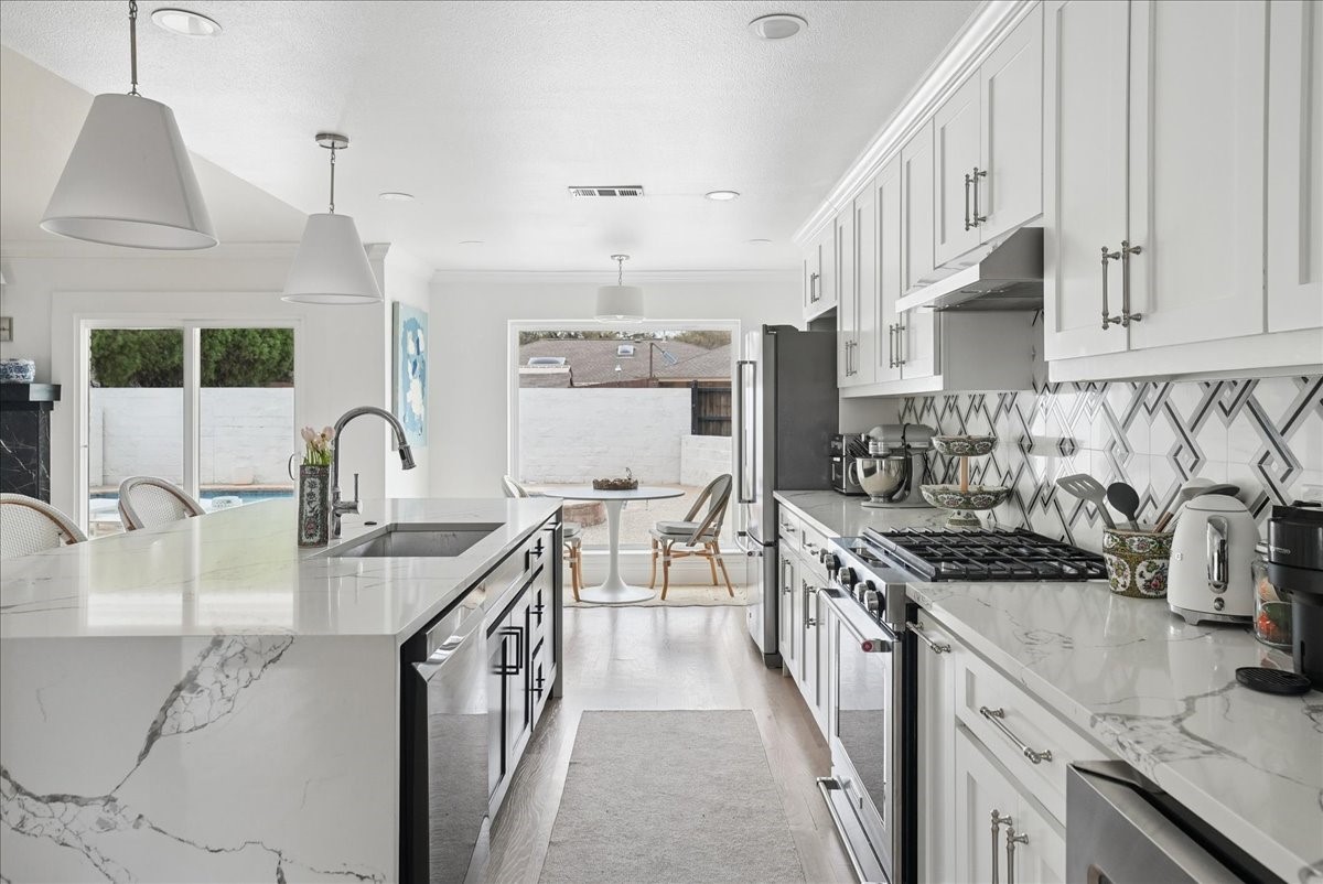 4263 Shady Bend Drive