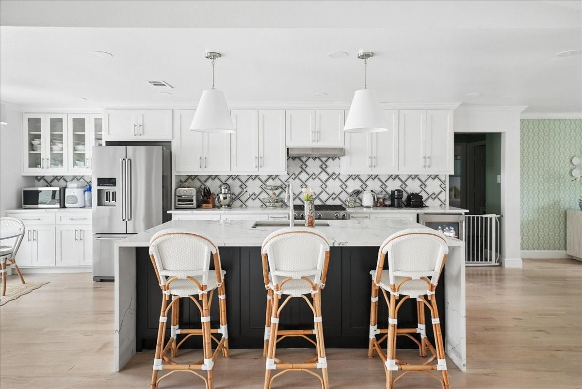 4263 Shady Bend Drive