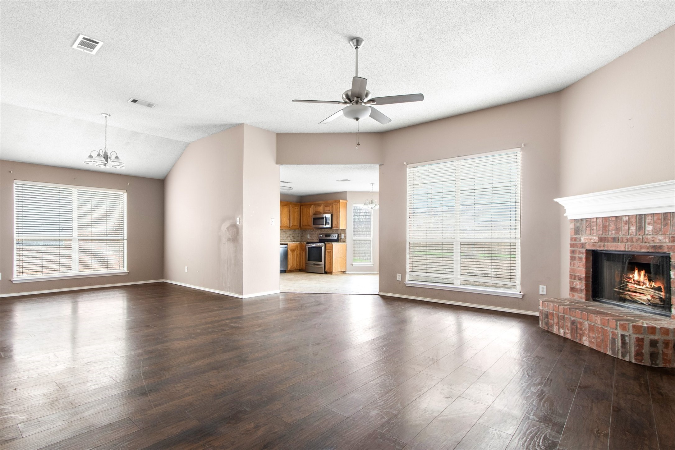 809 Elbe Drive