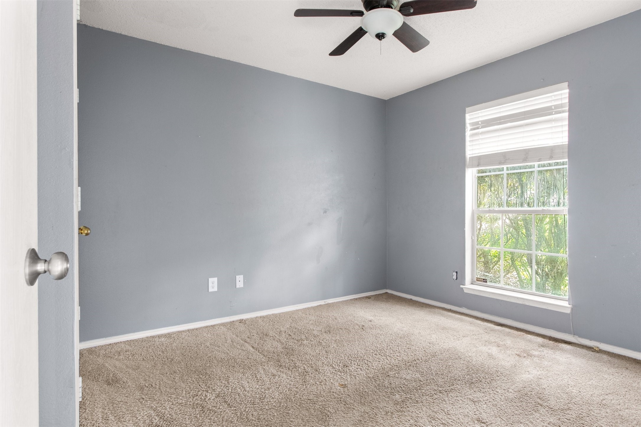 809 Elbe Drive