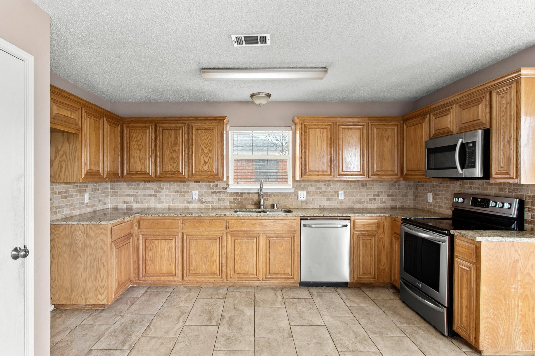 809 Elbe Drive