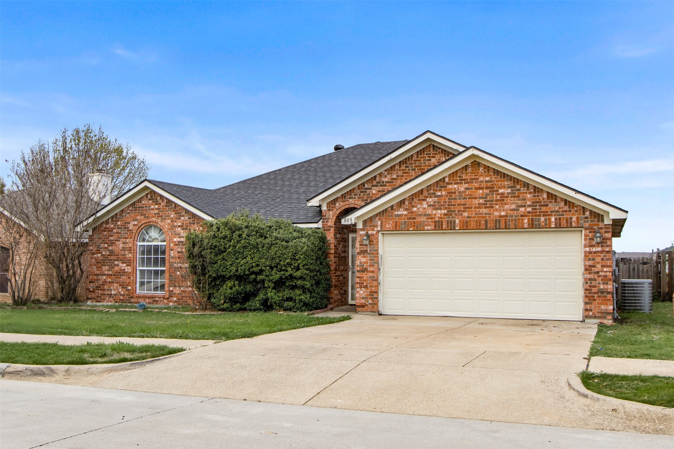 809 Elbe Drive