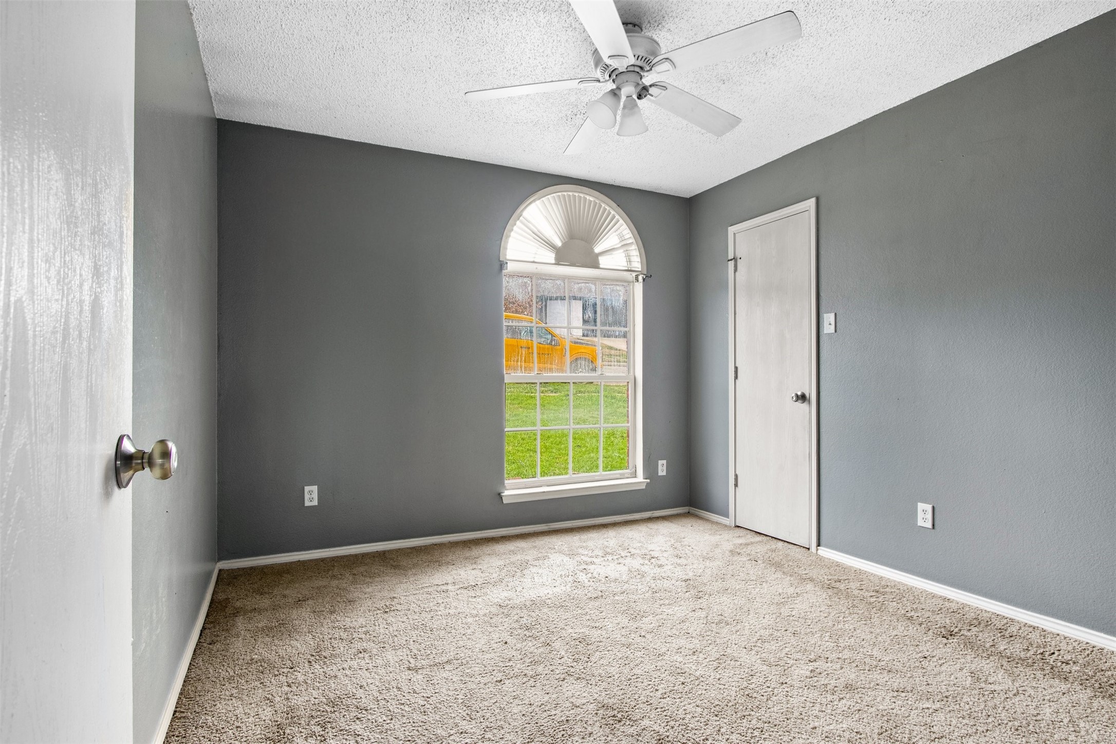 809 Elbe Drive