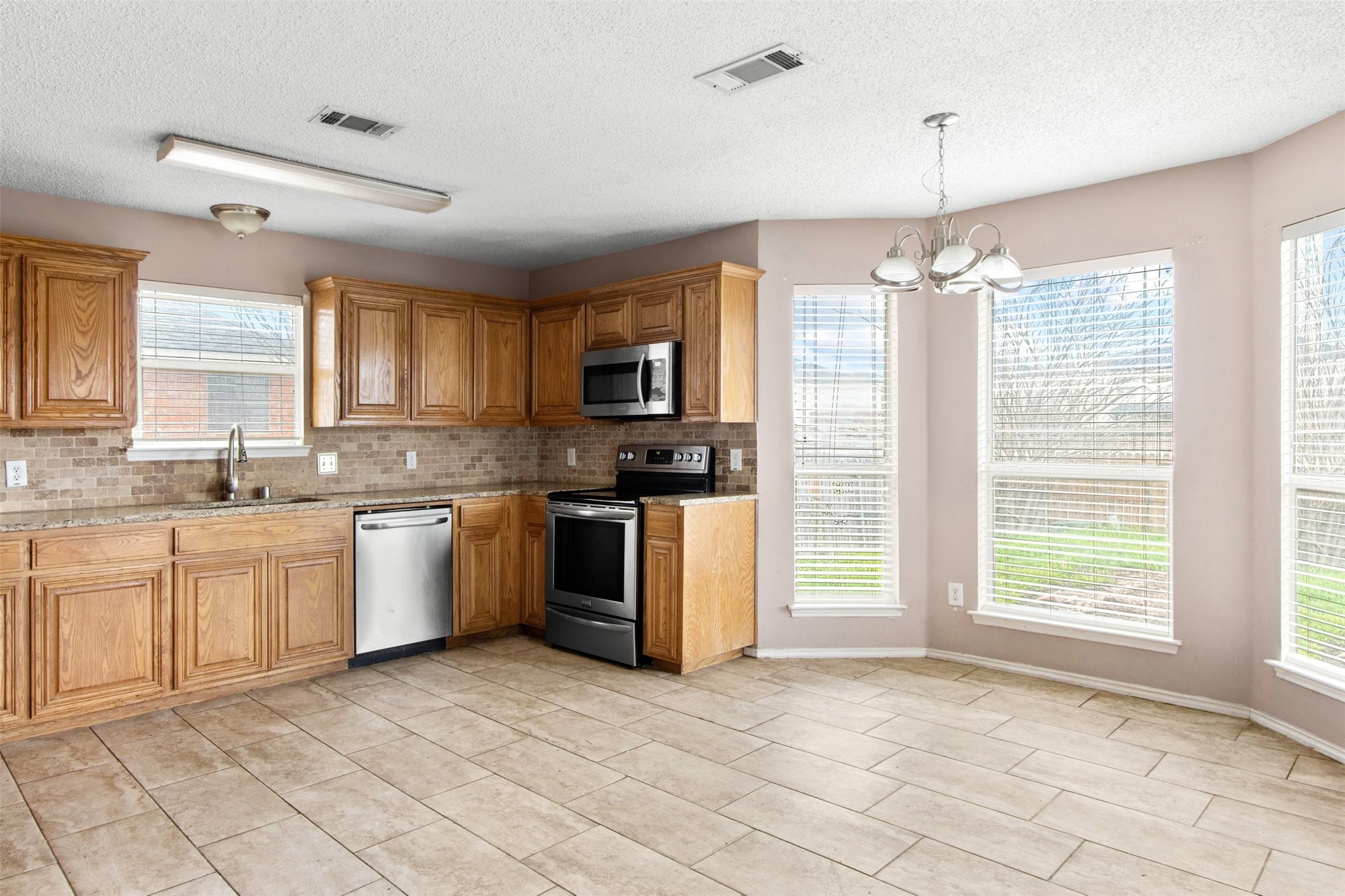 809 Elbe Drive