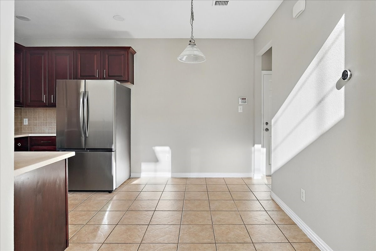 2220 Sandshell Street