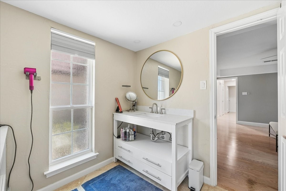 6035 Berry Trail Court