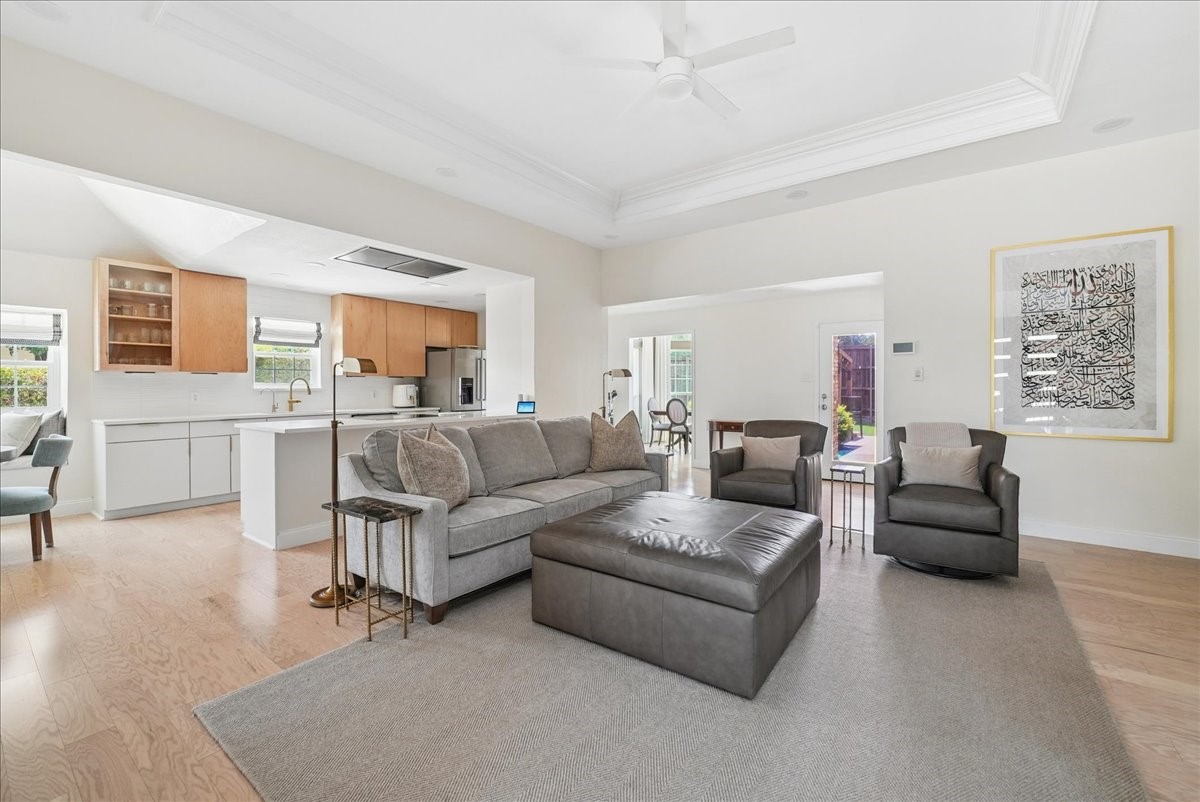 6035 Berry Trail Court