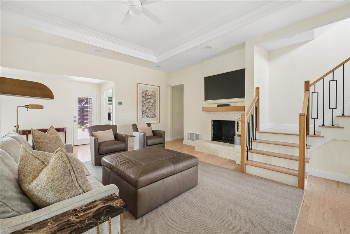 6035 Berry Trail Court