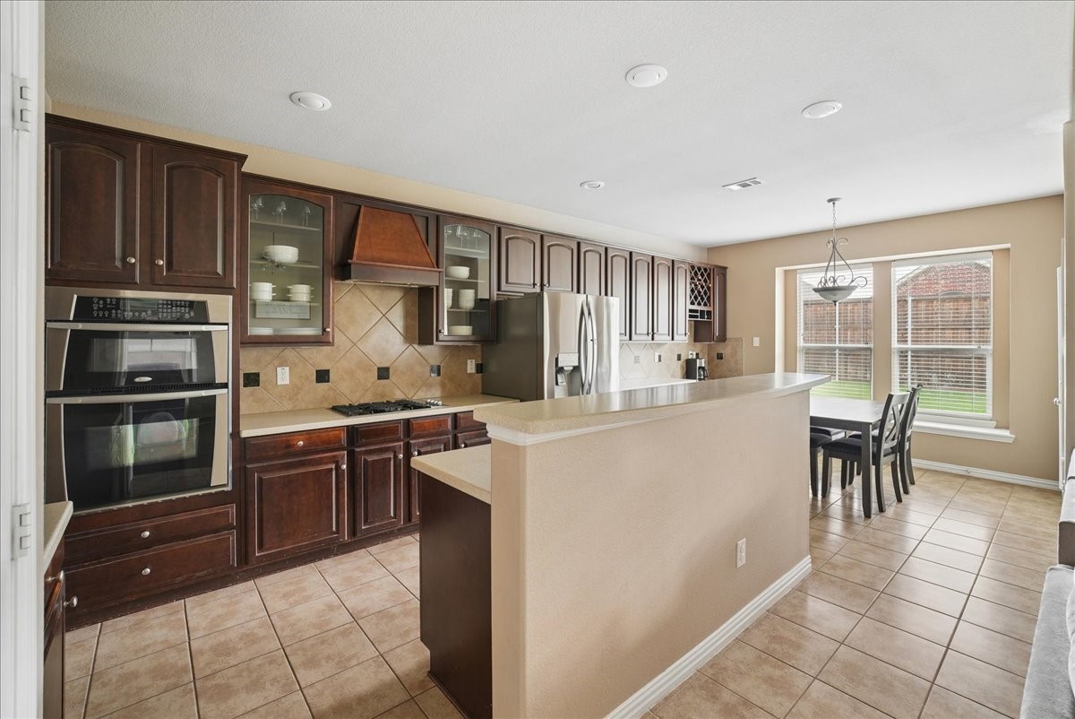 2605 Greyhawk Drive