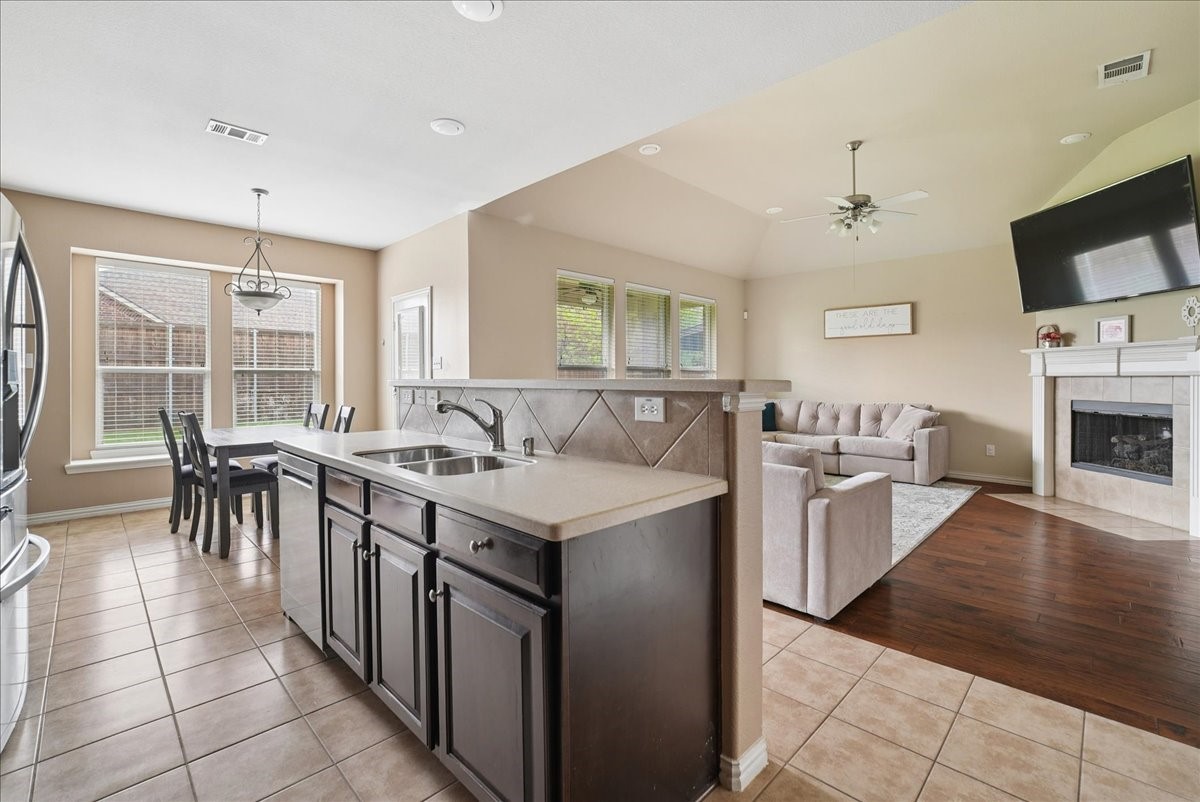 2605 Greyhawk Drive