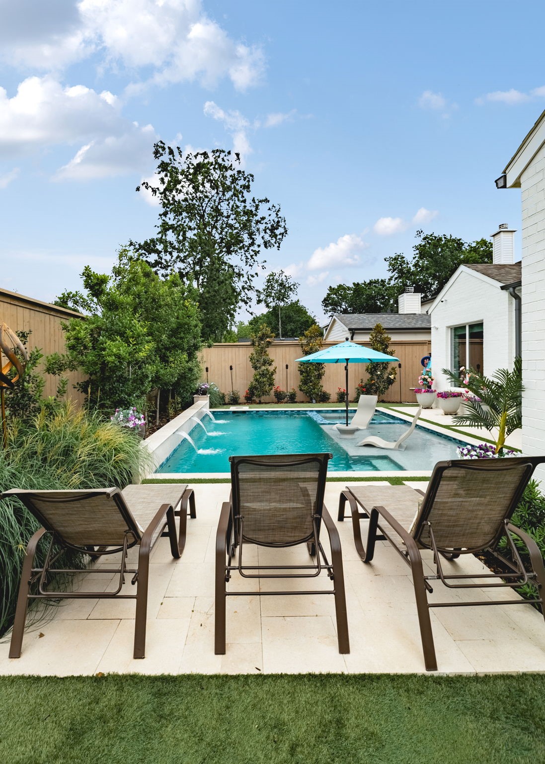 3963 Rochelle Drive