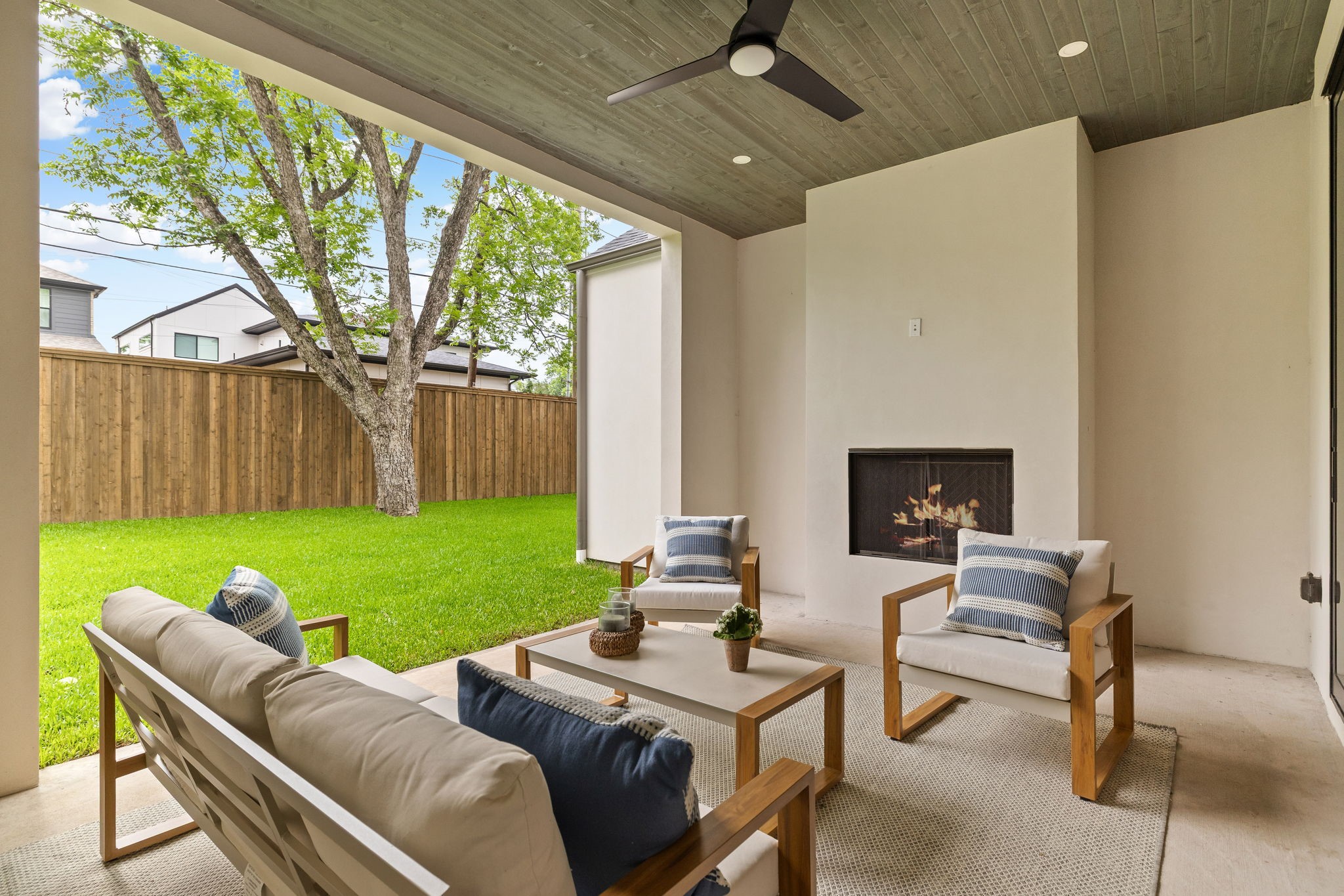 9866 Mixon Drive