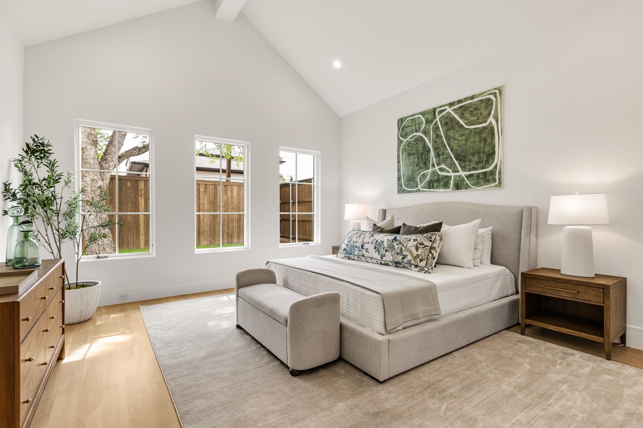 9866 Mixon Drive