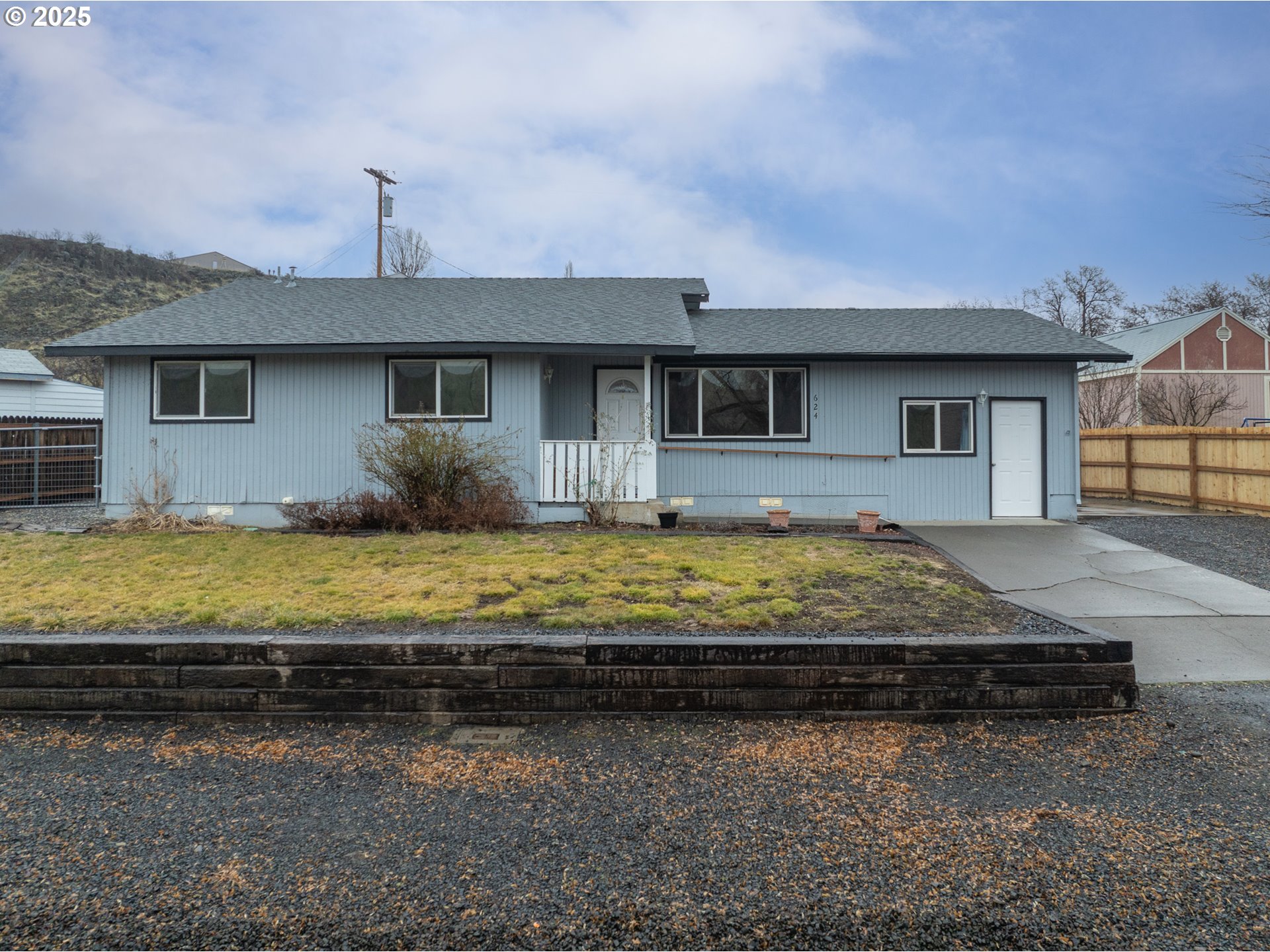 624 STAATS AVE