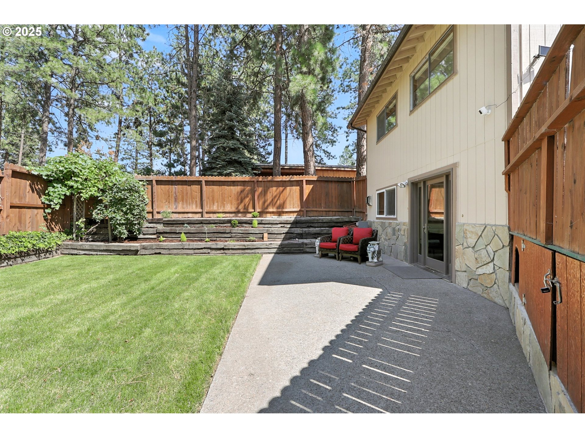112 N SENTOSA LAKE RD
